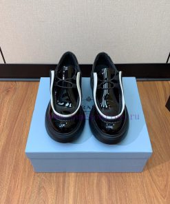 Prada fashion show thick soled loafers look cool and tall when worn. These shoes are very comyq5pdy3