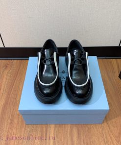 Prada fashion show thick soled loafers look cool and tall when worn. These shoes are very cobjjfht9w