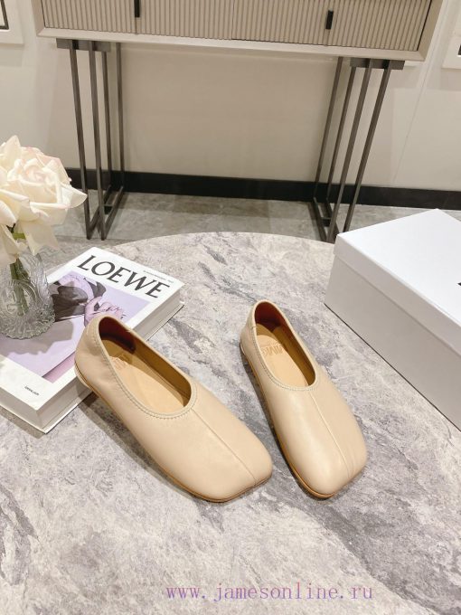 Magira MM6 Spring/Summer New Product Grandma Shoes Series Newly LaunchedThe simple color schpm9ccaky