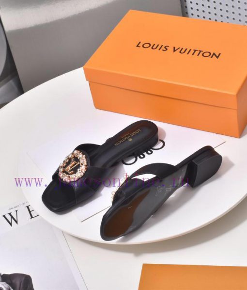 LV sandals have been shipped with rose/rose official website and updated with LV special oldzc980ikn - Image 10