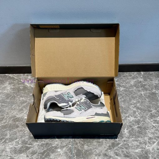 Top New Balance NB 2002R "Refined Future" Cloud Rain Grey ️ New Balance's popular shoe modelkapq9rsu - Image 2
