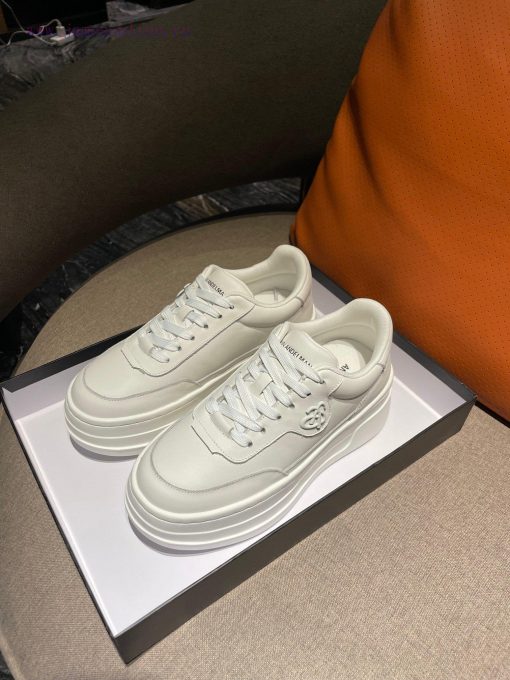 ANN DEMEUEMEES * * * New Products 𝟐𝟒𝐀𝐖Thick soled retro white shoes come with a 6cm height imi48ol4q - Image 4