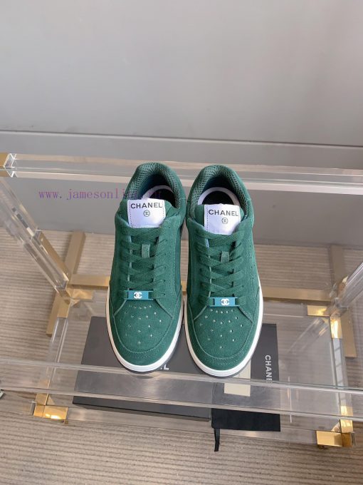 Chanel's new punched solid color casual board shoes are classic and versatileUpper, cow sued7tgqopzm - Image 2