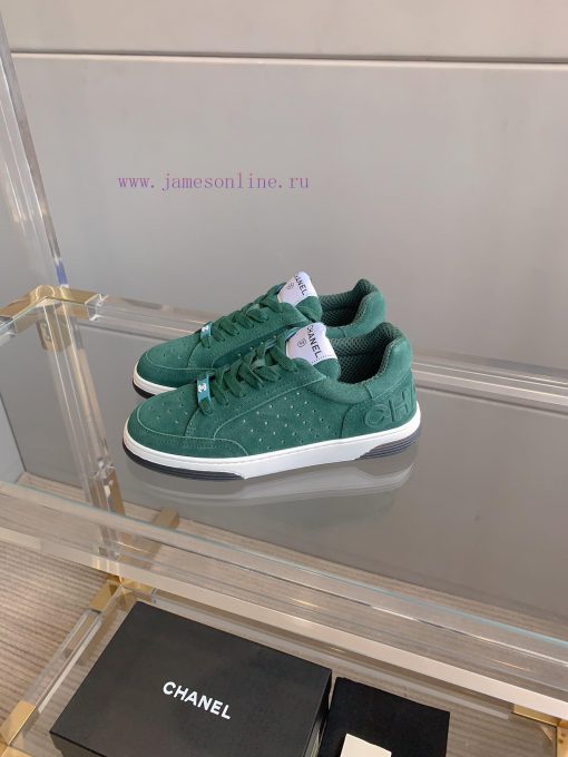 Chanel's new punched solid color casual board shoes are classic and versatileUpper, cow sued7tgqopzm - Image 4