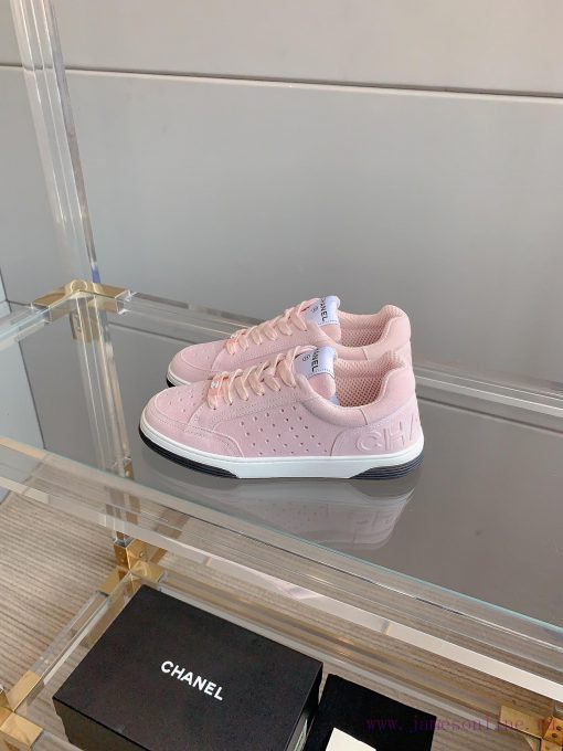 Chanel's new punched solid color casual board shoes are classic and versatileUpper, cow sued5sbynts1 - Image 4