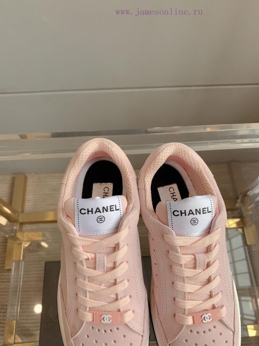 Chanel's new punched solid color casual board shoes are classic and versatileUpper, cow sued5sbynts1 - Image 7