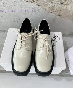 The row's new lace up loafers combine beauty and practicality, providing a super comfortable3m5a0413
