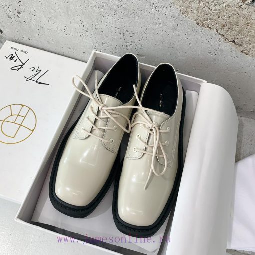 The row's new lace up loafers combine beauty and practicality, providing a super comfortable3m5a0413 - Image 5