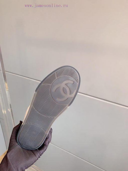 Chanel's new punched solid color casual board shoes are classic and versatileUpper, cow suedc6cmytg1 - Image 10