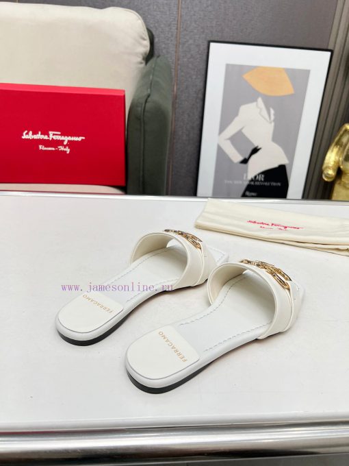 The 2024 non Lagamu new slippers are making a big splash. The original version has beautiful25gqzkb4 - Image 9