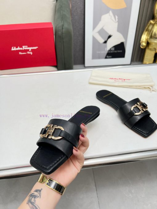 The 2024 non Lagamu new slippers are making a big splash. The original version has beautiful47q2jq5s - Image 9
