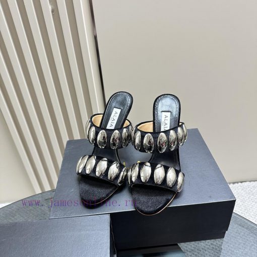 ALAIA24 spring/summer silver metallic suede sandals have insights into women's body shape, tba2i9zs9 - Image 4
