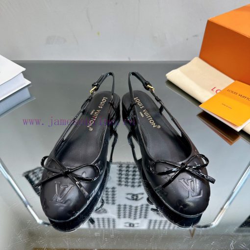 Top LV Ballet Flat Sandals—————————This Popi flat ballet shoe combines soft sheepskin and Saakch75t3 - Image 3