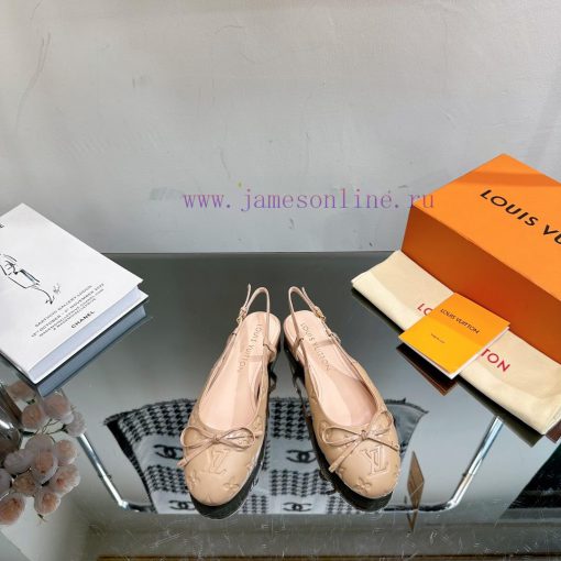 Top LV Ballet Flat Sandals—————————This Popi flat ballet shoe combines soft sheepskin and Sapng9hw26