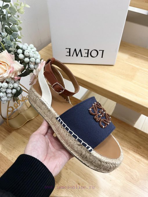 Brand LoeweLOEWE thick soled fishing shoes for women, made of canvas and cowhide leatherAnagunsiyhou - Image 3