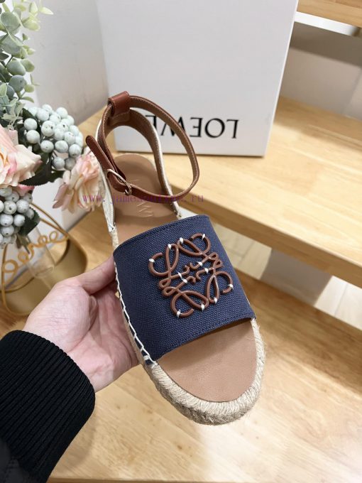 Brand LoeweLOEWE thick soled fishing shoes for women, made of canvas and cowhide leatherAnagunsiyhou - Image 4