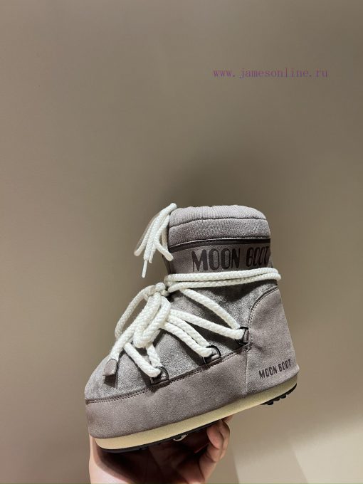 The mostForget about UGG, trendy people are wearing Moon Boot snow bootsIf you find it diffi0n7crxlp - Image 9