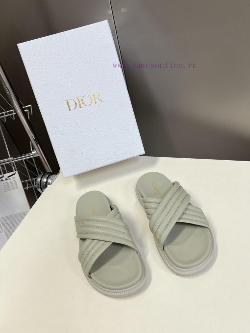 Dior spring and summer sandals are full of celebrities, internet celebrities, and grass planftnldw7u