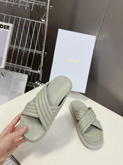 Dior spring and summer sandals are full of celebrities, internet celebrities, and grass planftnldw7u - Image 5