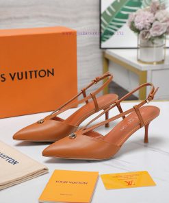LV | Louis Vuitton🧡 2024 Early Spring New Top Model ️Key pointed single shoe hard goods are v2dvecqe