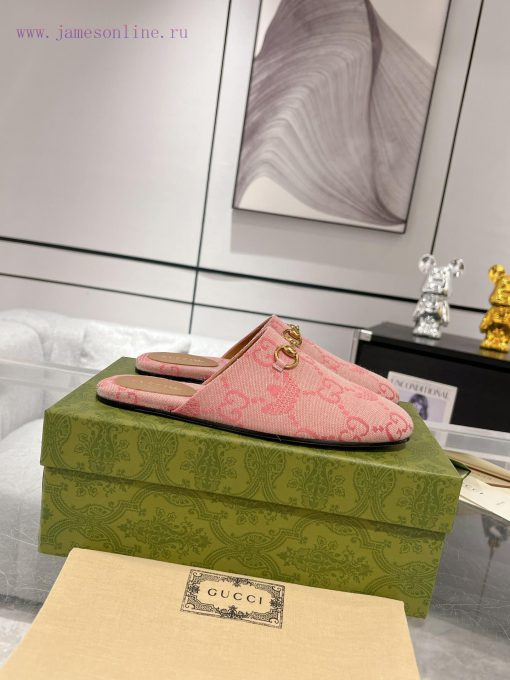 . Gucci collaborates with Adidas to create a new round of 24ss cool slippers with a buckle amcome12m - Image 3