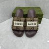 P unisex GG slippersThis slipper is made of GG polyester fiber and features a Gucci label onot7gru38