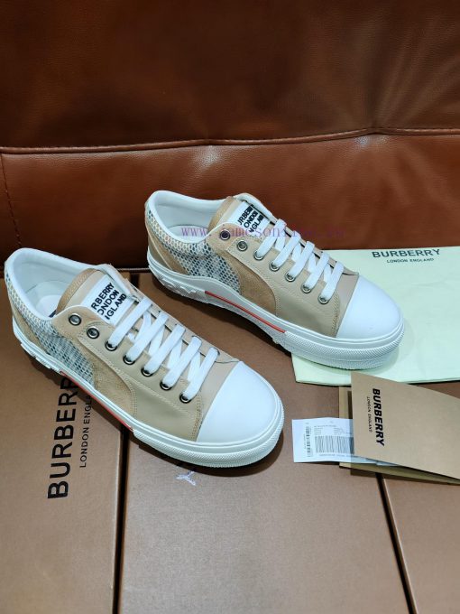 Burberry's latest release of 5 colors for sports and leisureBurberry's latest 2023 fashion sedud0vpv - Image 6