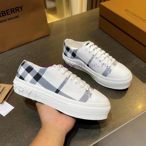 Burberry's latest addition of 5D printing technology for shoe uppersBurberry's latest 2023 fh77ax2y6 - Image 3