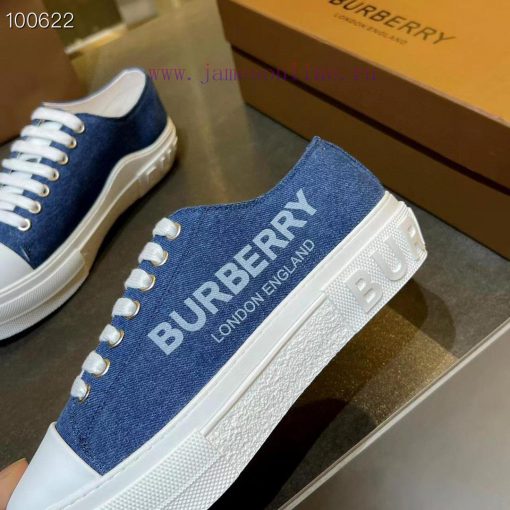 Burberry's latest addition of 5D printing technology for shoe uppersBurberry's latest 2023 fgd1ny7r2 - Image 3