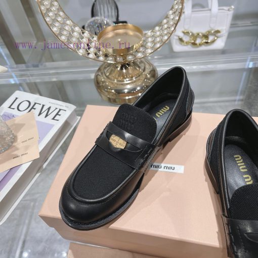 Everyday superstitions: Shu Miumu attracts wealth with coin shoes. Miumu's newly released courgv63ct - Image 9