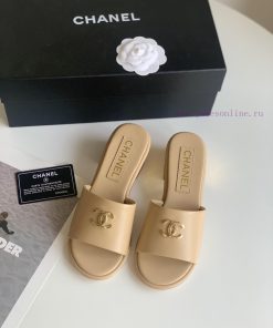 Chanel 24C Early Spring Vacation Series SlippersThis is the season of Sweetheart BarbieHow m8wlxy09m