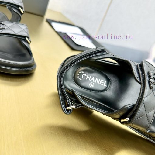 Crown Top Purchasing Edition ️ CHANEL 2022 Spring/Summer Latest Season Double C Velcro Casua8gxhquu7 - Image 10