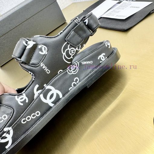 Crown Top Purchasing Edition ️ CHANEL 2022 Spring/Summer Latest Season Double C Velcro Casuahrn9s35b - Image 10