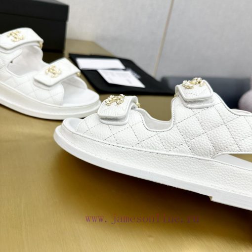 Crown Top Purchasing Edition ️ CHANEL 2022 Spring/Summer Latest Season Double C Velcro Casuab46x7ytn - Image 9