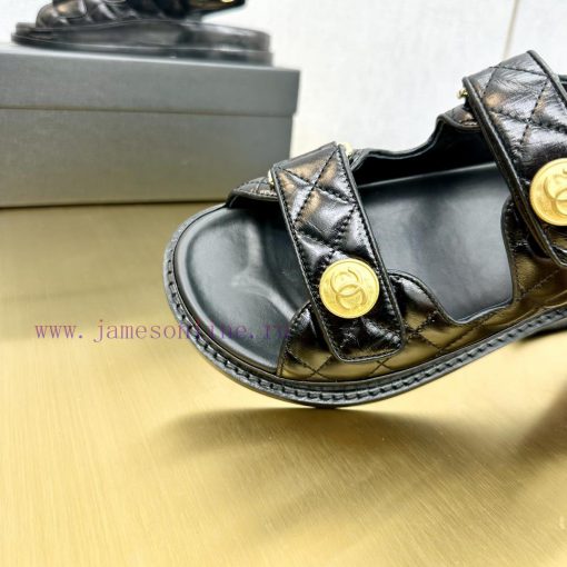 Crown Top Purchasing Edition ️ CHANEL 2022 Spring/Summer Latest Season Double C Velcro Casua17eyvgoo - Image 8