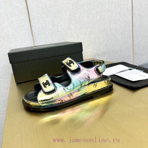 Crown Top Purchasing Edition ️ CHANEL 2022 Spring/Summer Latest Season Double C Velcro Casuajmfbvbwf - Image 3