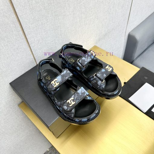 Crown Top Purchasing Edition ️ CHANEL 2022 Spring/Summer Latest Season Double C Velcro Casua7lyc8v32 - Image 6