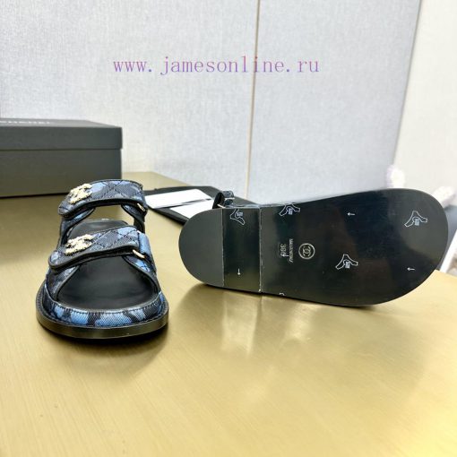 Crown Top Purchasing Edition ️ CHANEL 2022 Spring/Summer Latest Season Double C Velcro Casua7lyc8v32 - Image 9