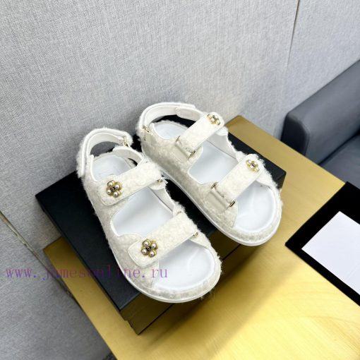 Crown Top Purchasing Edition ️ CHANEL 2022 Spring/Summer Latest Season Double C Velcro Casua5g3s4syt - Image 6