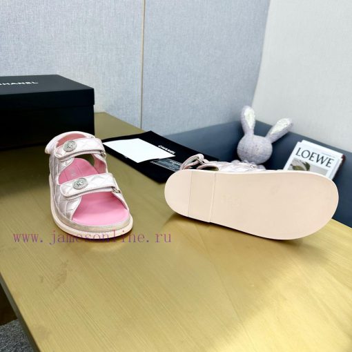 Crown Top Purchasing Edition ️ CHANEL 2022 Spring/Summer Latest Season Double C Velcro Casuafcc7w6gd - Image 10