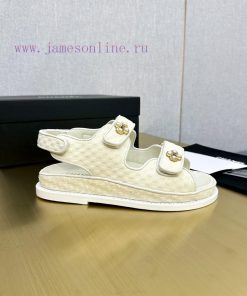 Crown Top Purchasing Edition ️ CHANEL 2022 Spring/Summer Latest Season Double C Velcro Casuajyw3odqr