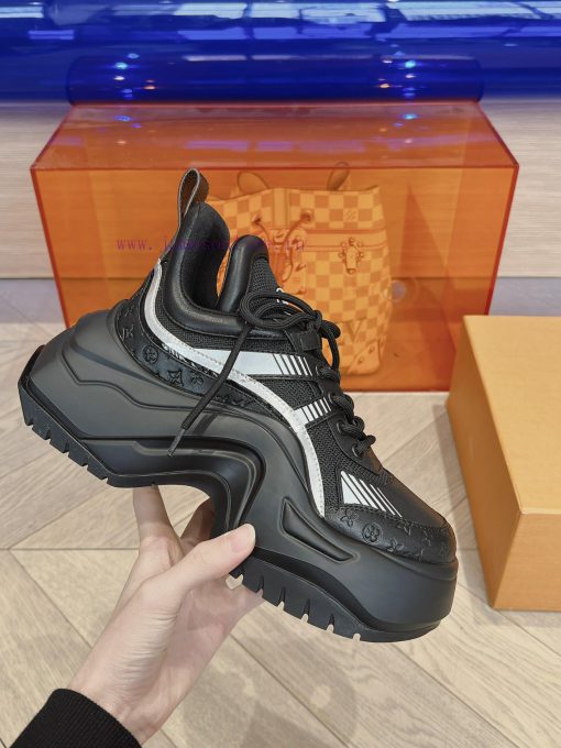 High qualityLouis Vuitton Trainer Embossed Color blocked Fashion Versatile Low cut Casual Bopk0wk6w2 - Image 6