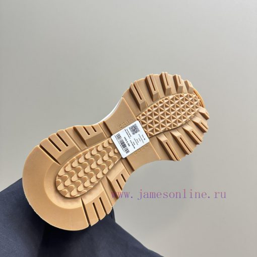 Maison Margiela mm6 Major bloggers recommend timeless casual shoes that never fadeThe selecta00lsiaw - Image 10