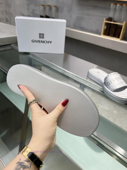 p. GIVENCHY/Givenchy open toed sandals for spring/summer 2024, with brand logo and original 597k1vz3 - Image 8