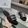 p. GIVENCHY/Givenchy open toed sandals for spring/summer 2024, with brand logo and original b9u8djfg