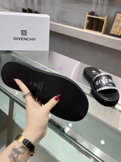 p. GIVENCHY/Givenchy open toed sandals for spring/summer 2024, with brand logo and original b9u8djfg - Image 9