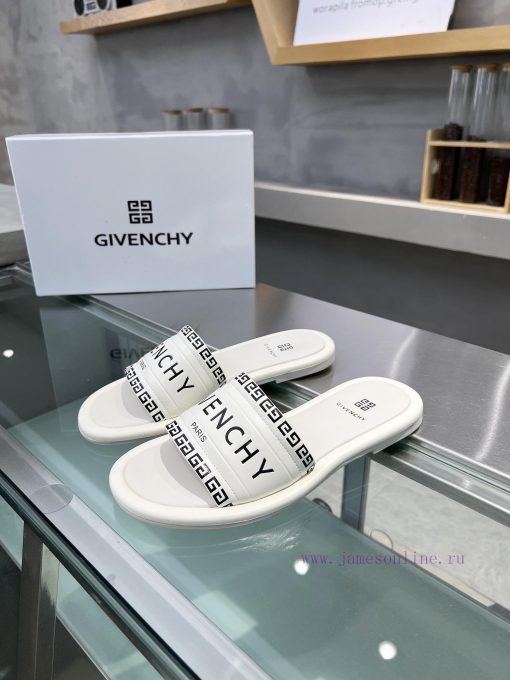p. GIVENCHY/Givenchy open toed sandals for spring/summer 2024, with brand logo and original mntkmw1n