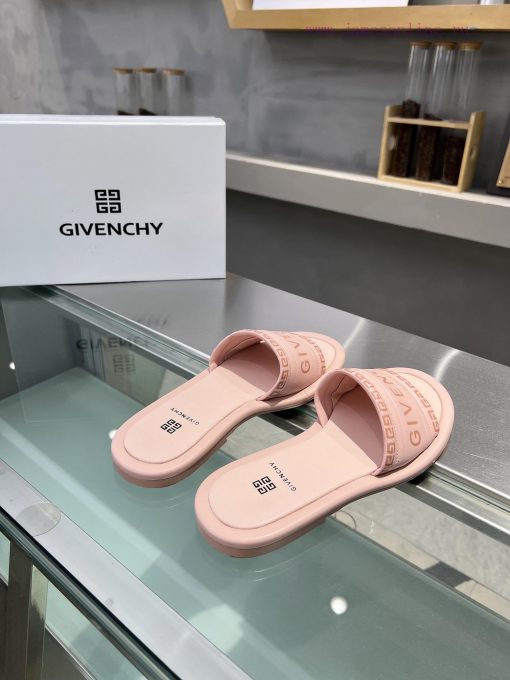 p. GIVENCHY/Givenchy open toed sandals for spring/summer 2024, with brand logo and original kn0x81k3 - Image 5
