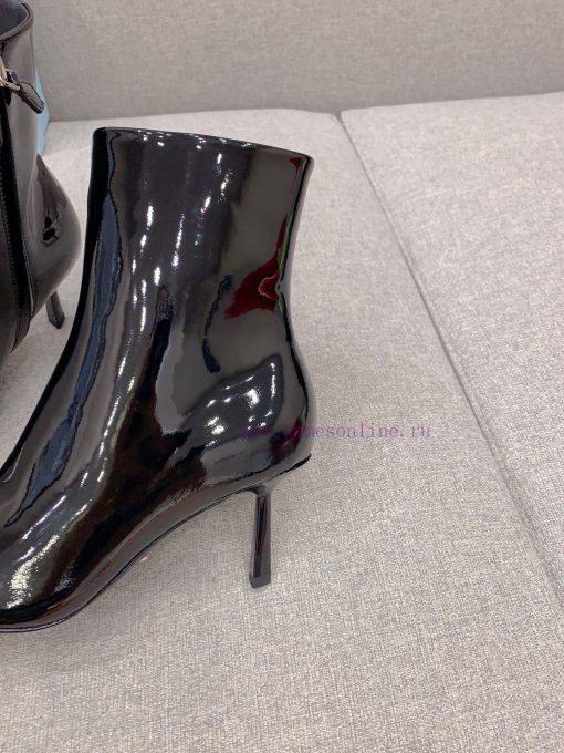 Prada's new triangle elevation and short boots are classic triangle emblem decorations, exqu5wur2kat - Image 7