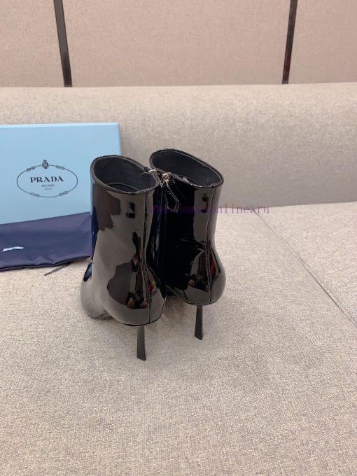 Prada's new triangle elevation and short boots are classic triangle emblem decorations, exqu5wur2kat - Image 9